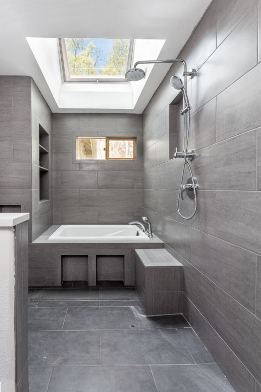 Best Bathroom Renovation Contractors in Lakeville, MN